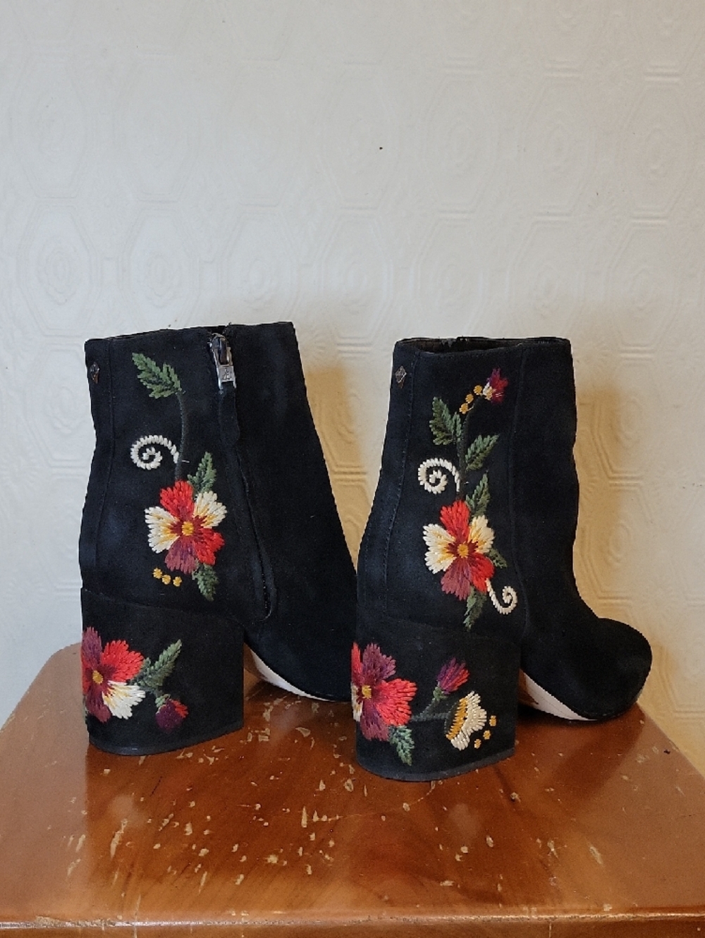 Sam Edelman Floral Embroidered Ankle Boots — Black Suede —  US 8.5 - Boho